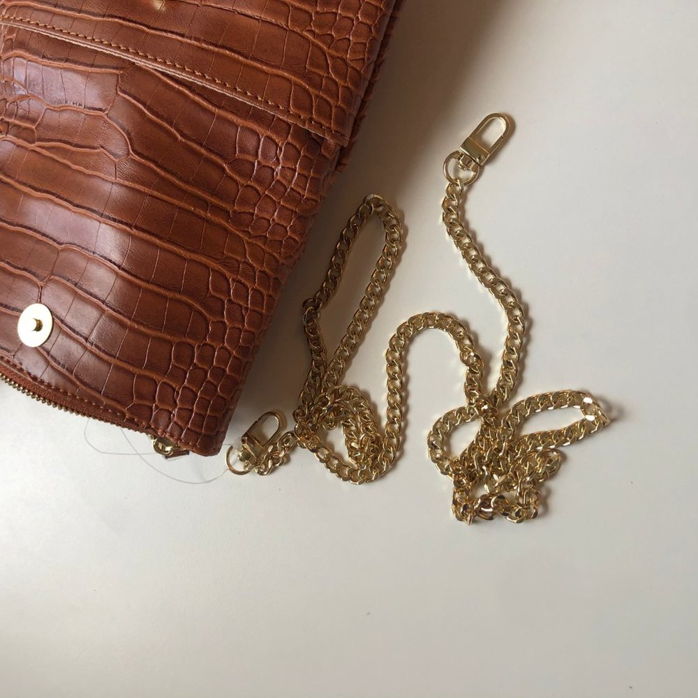 SLING BAG - JUSTFAB - NEW - Picture 2 of 7